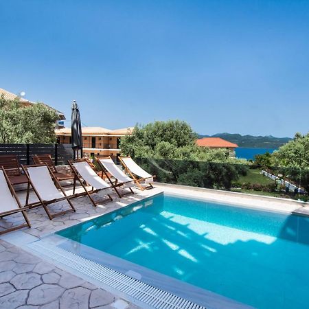 En Lefko Boutique Apartments Nikiana Bagian luar foto