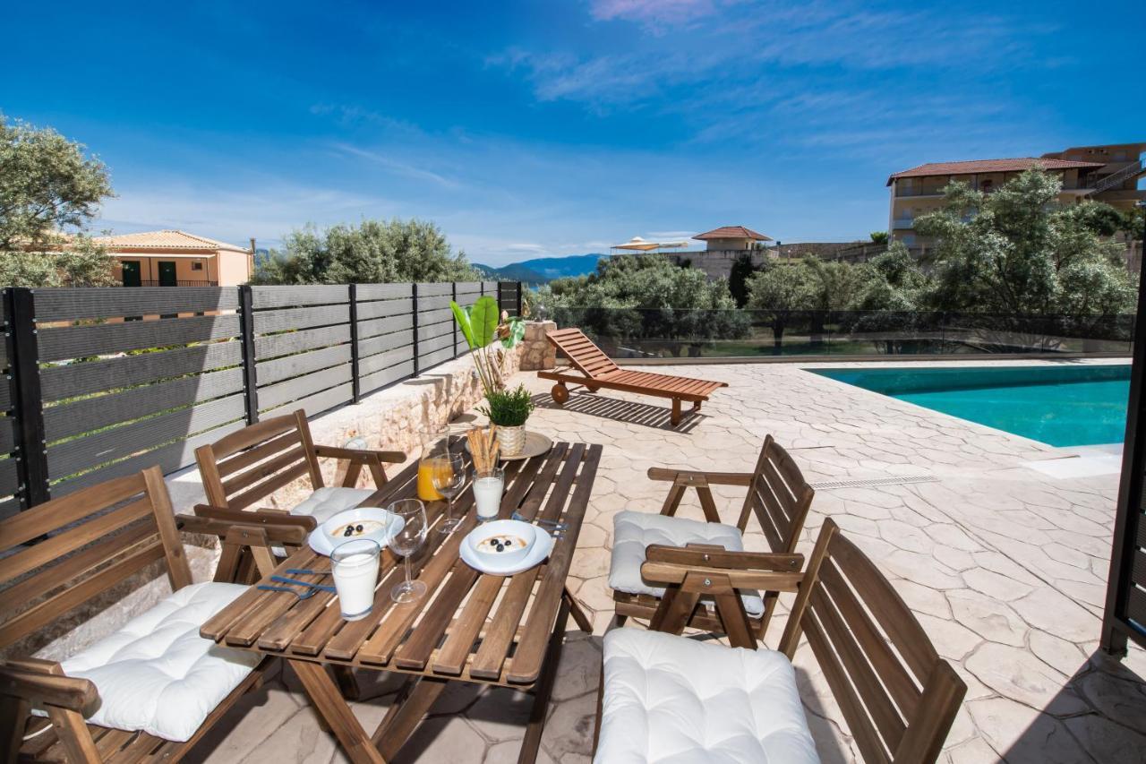 En Lefko Boutique Apartments Nikiana Bagian luar foto