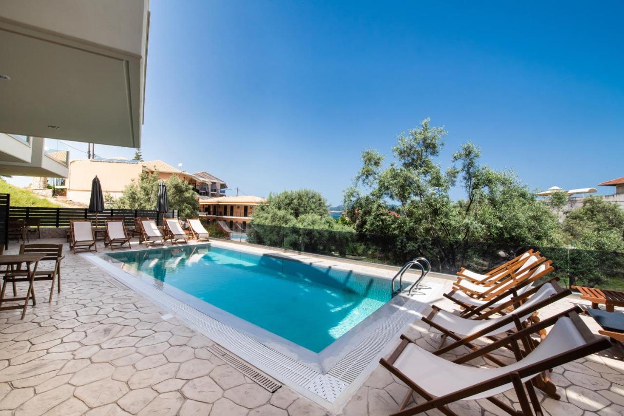 En Lefko Boutique Apartments Nikiana Bagian luar foto